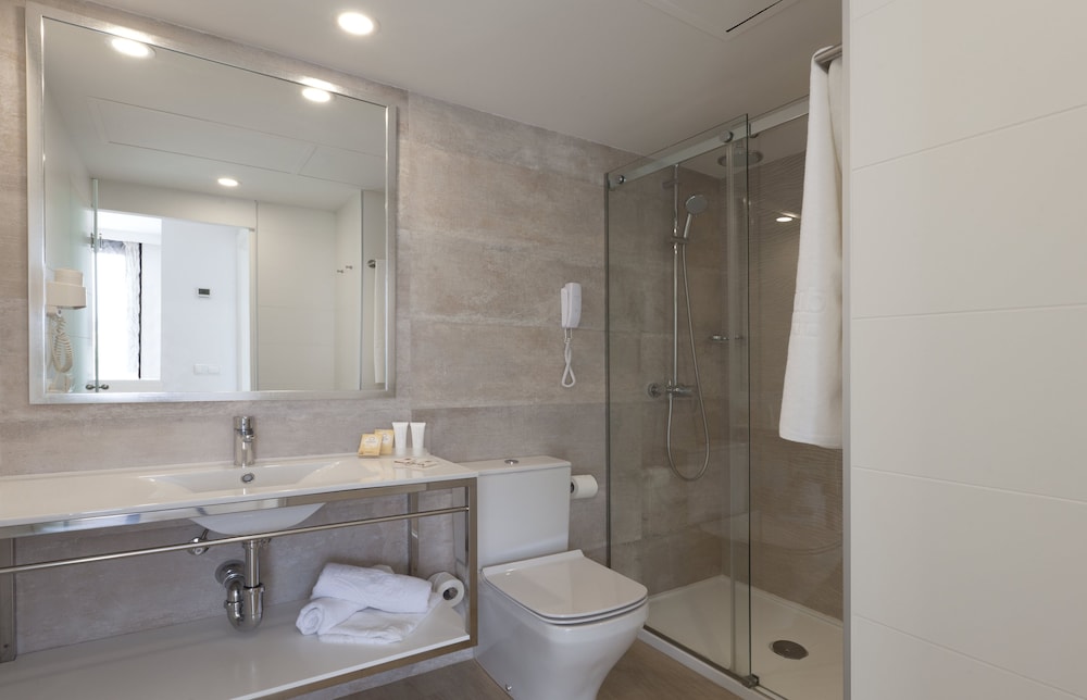 Marvell Club Aparthotel — Hotel rooms in San Antonio, Balearic Islands