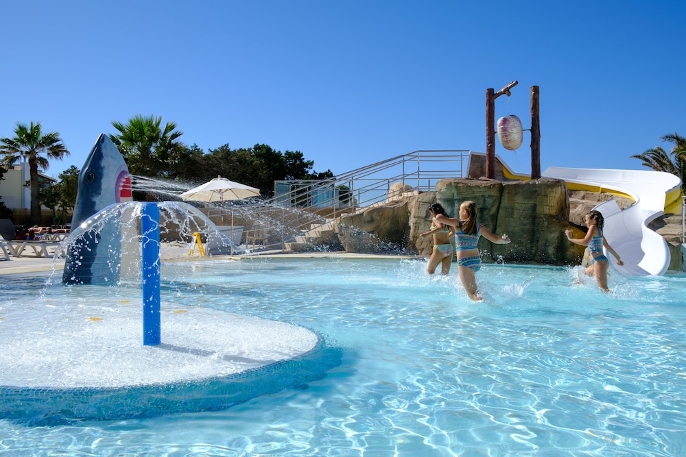 Marvell Club Aparthotel — Swimming pool in San Antonio, Balearic Islands