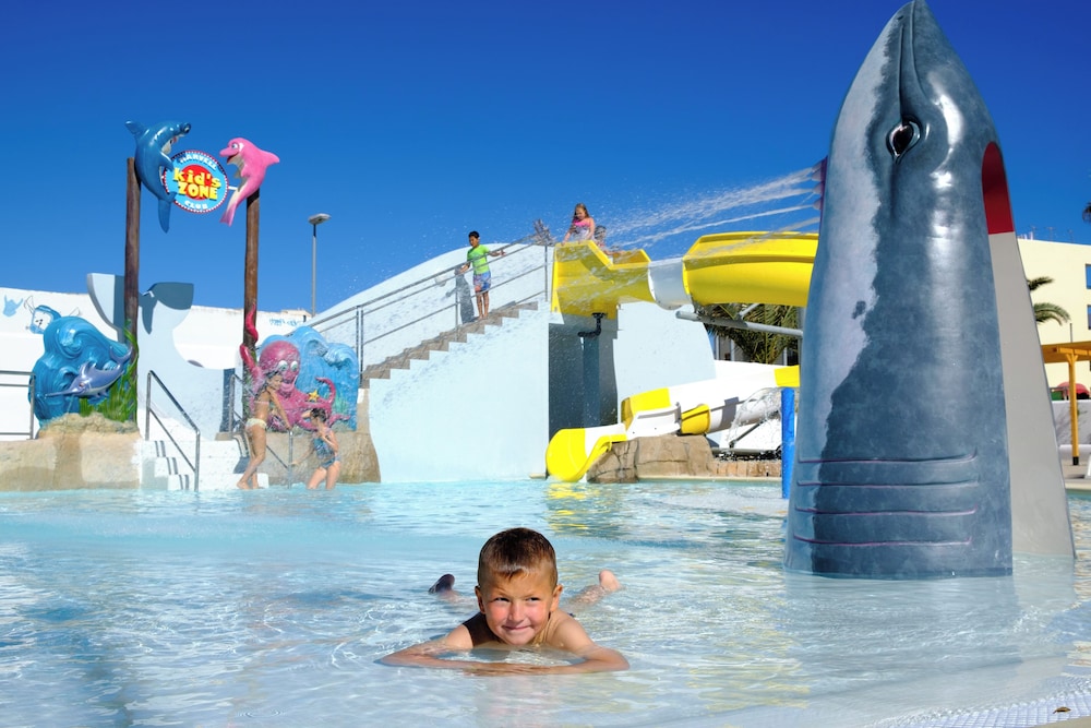 Marvell Club Aparthotel — Swimming pool in San Antonio, Balearic Islands