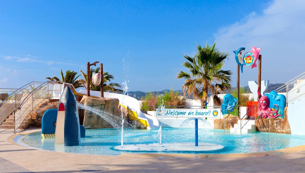 Marvell Club Aparthotel — Swimming pool in San Antonio, Balearic Islands