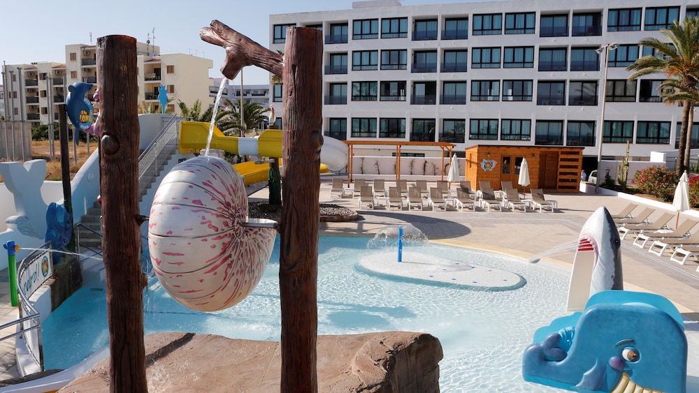 Marvell Club Aparthotel — Attractions for children in San Antonio, Balearic Islands