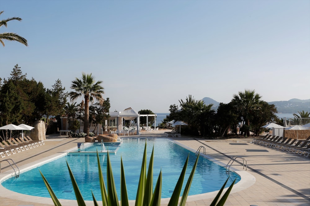 Marvell Club Aparthotel — Swimming pool in San Antonio, Balearic Islands