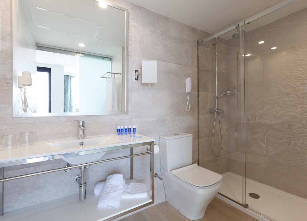 Marvell Club Aparthotel — Hotel rooms in San Antonio, Balearic Islands