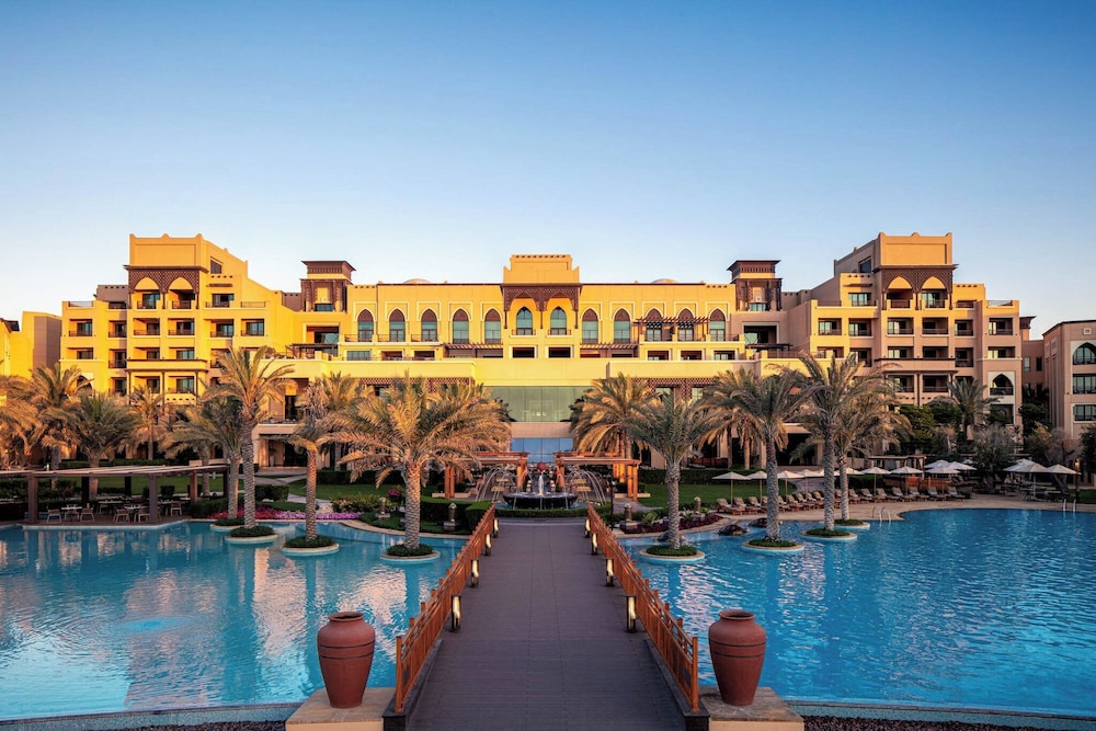Saadiyat Rotana Resort and Villas - zdjęcie 4