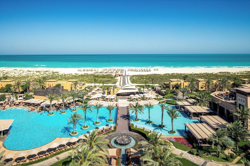 Saadiyat Rotana Resort and Villas