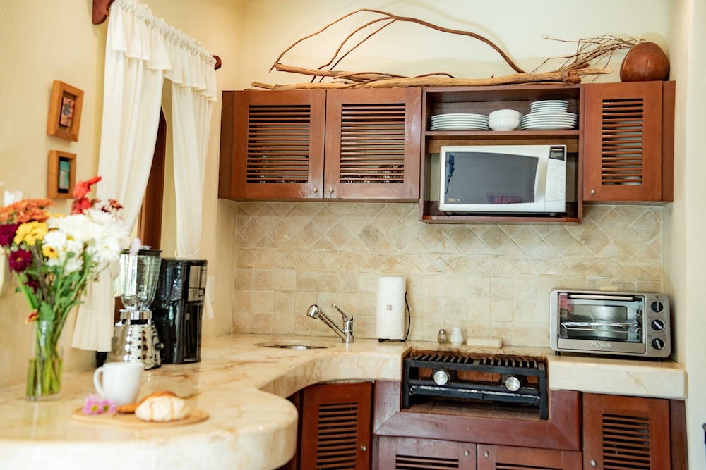 Villas Sacbe Condo Hotel and Beach Club — Hotel rooms in Playa del Carmen, Quintana Roo