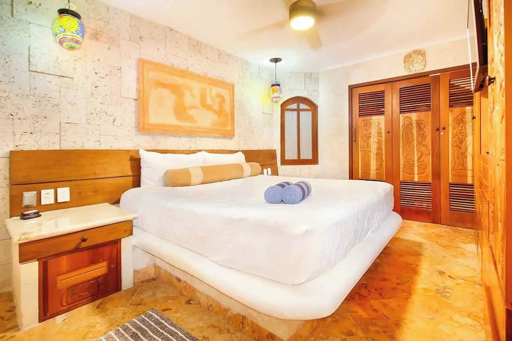 Villas Sacbe Condo Hotel and Beach Club — Hotel rooms in Playa del Carmen, Quintana Roo