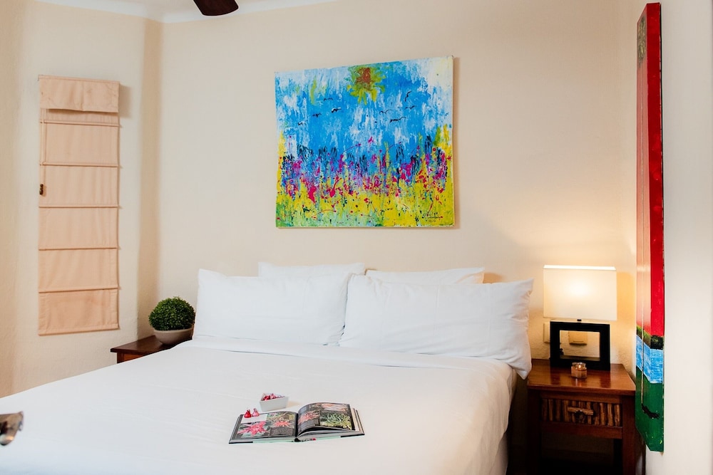 Villas Sacbe Condo Hotel and Beach Club — Hotel rooms in Playa del Carmen, Quintana Roo