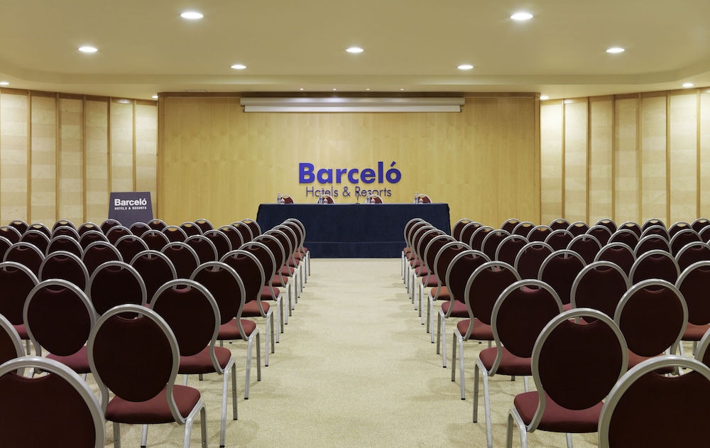 Barceló Fuerteventura Mar — Hotel building in Costa de Antigua, Canary Islands