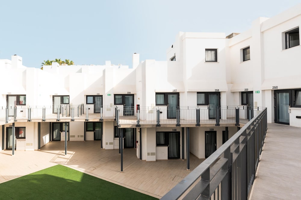 ALEGRIA Barranco — Hotel building in Playa de las Americas, Canary Islands