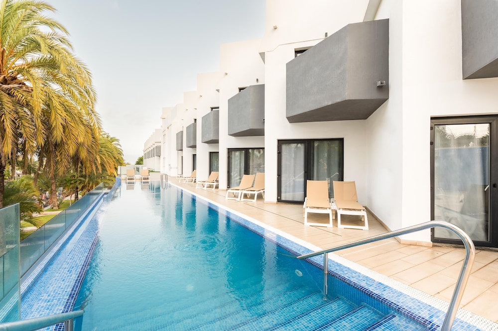 ALEGRIA Barranco — Swimming pool in Playa de las Americas, Canary Islands