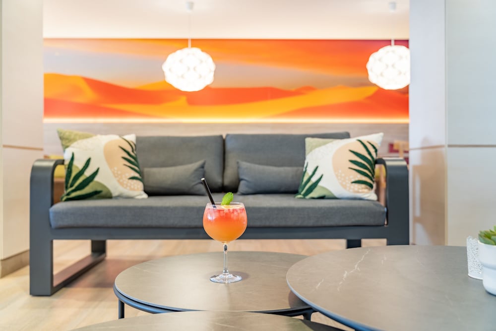 Apartamentos Cala D'Or — Restaurant & bars in Puerto Rico, Canary Islands