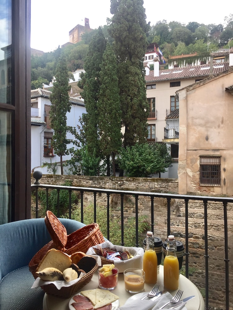 Palacio Mariana Pineda Hotel - zdjęcie 2