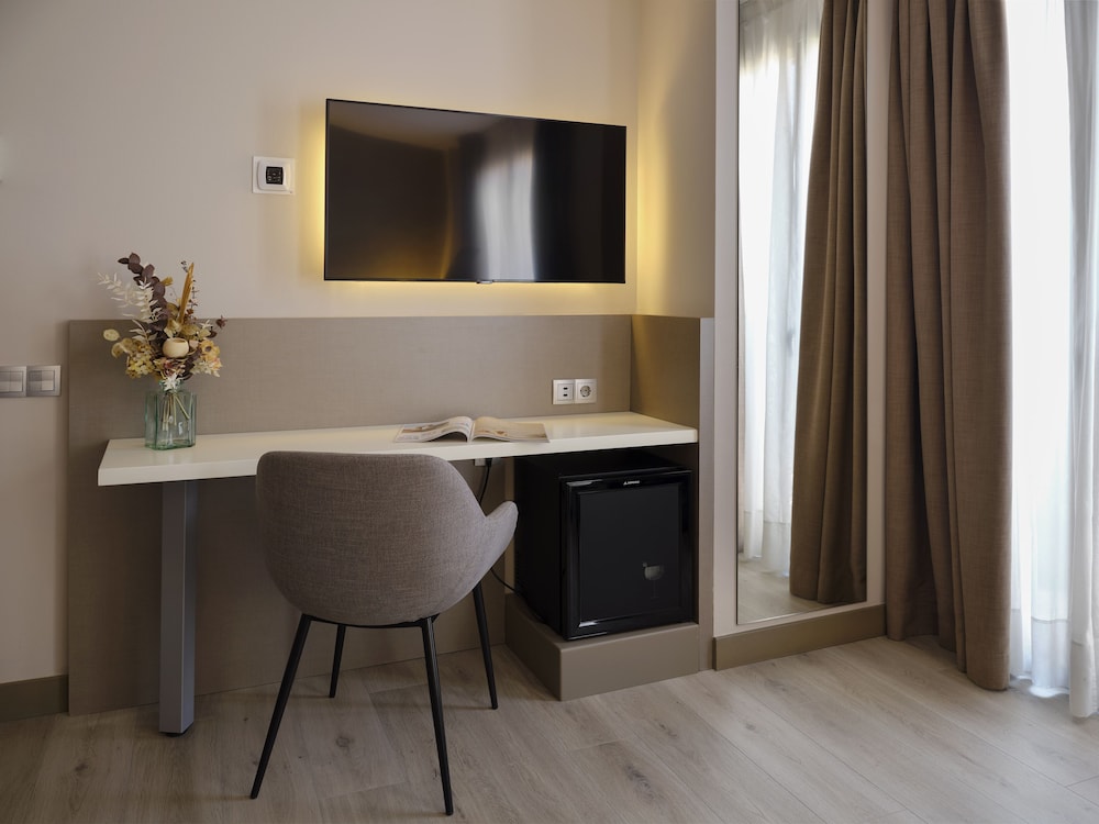Musik Boutique Hotel - Adults Only — Hotel rooms in Barcelona, Catalonia
