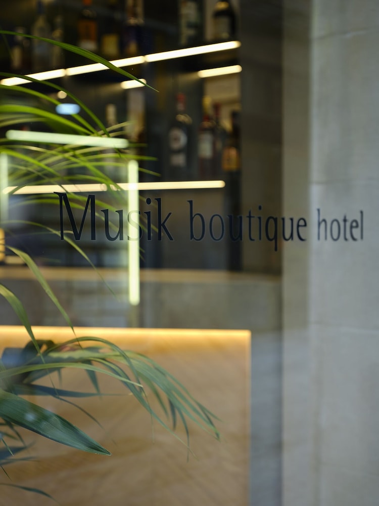 Musik Boutique Hotel - Adults Only — Hotel building in Barcelona, Catalonia