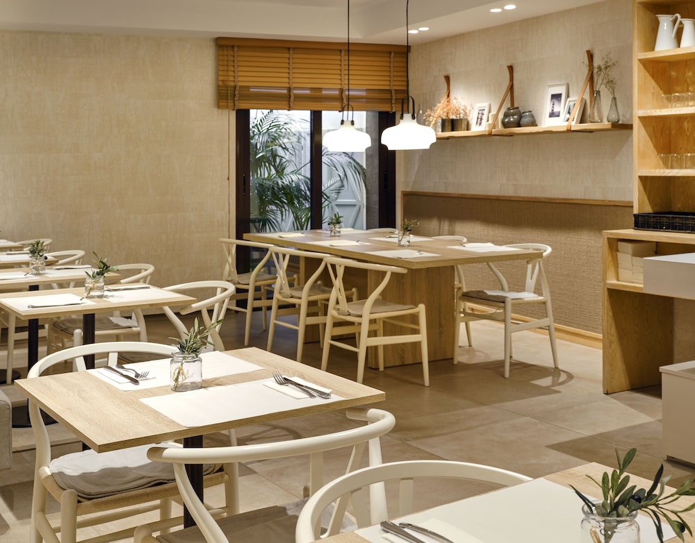 Musik Boutique Hotel - Adults Only — Restaurant & bars in Barcelona, Catalonia