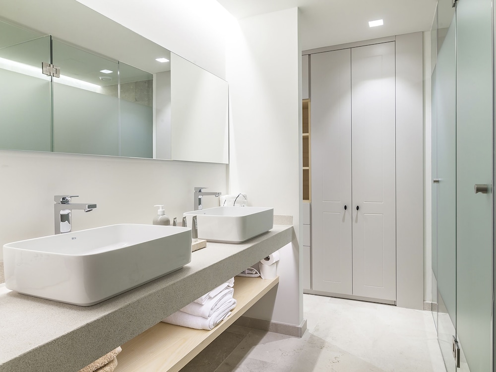 Apartahotel Fil Suites — Hotel rooms in Palma de Mallorca, Balearic Islands