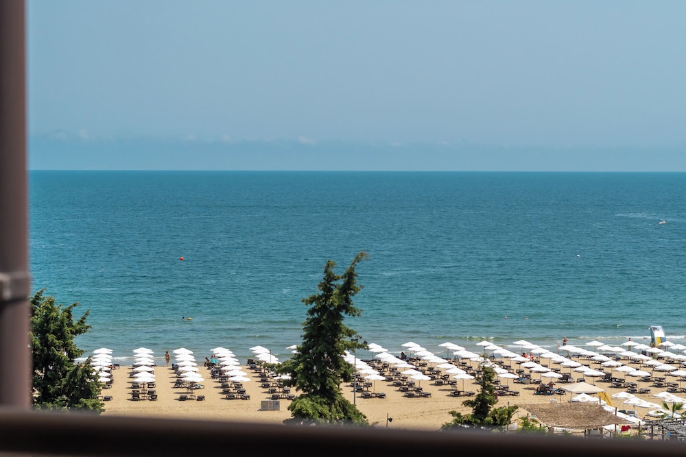 MPM Hotel Orel — Beach in Sunny Beach, Burgas Region