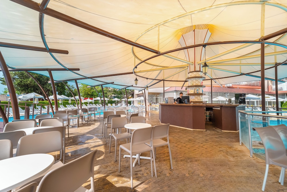 MPM Hotel Orel — Restaurant & bars in Sunny Beach, Burgas Region