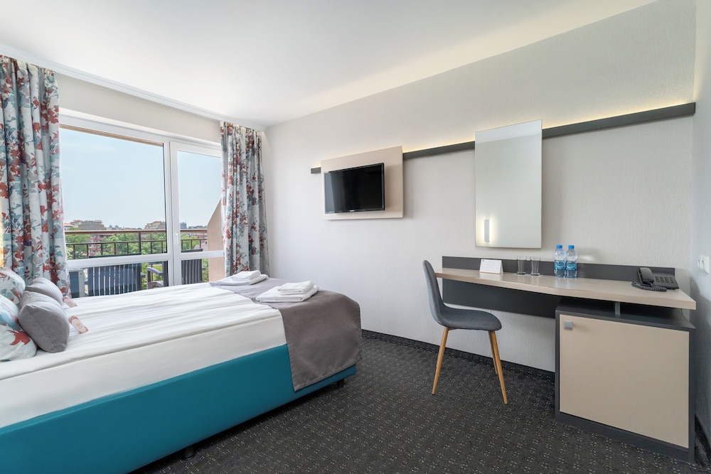 MPM Hotel Orel — Hotel rooms in Sunny Beach, Burgas Region