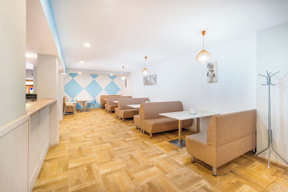 MPM Hotel Orel — Restaurant & bars in Sunny Beach, Burgas Region