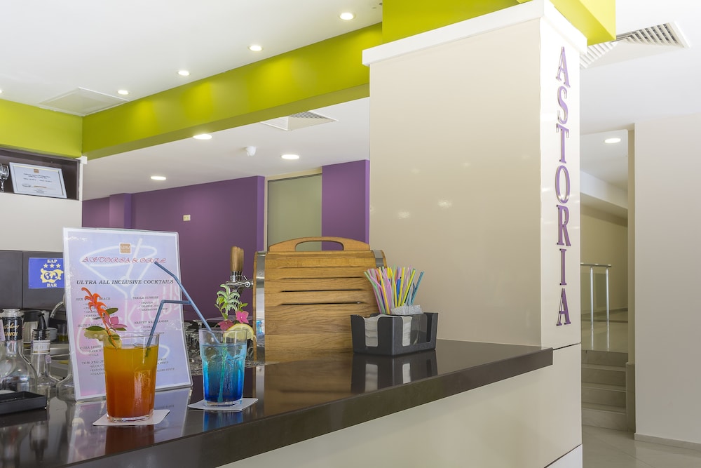 MPM Hotel Orel — Restaurant & bars in Sunny Beach, Burgas Region