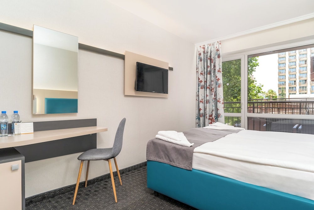 MPM Hotel Orel — Hotel rooms in Sunny Beach, Burgas Region
