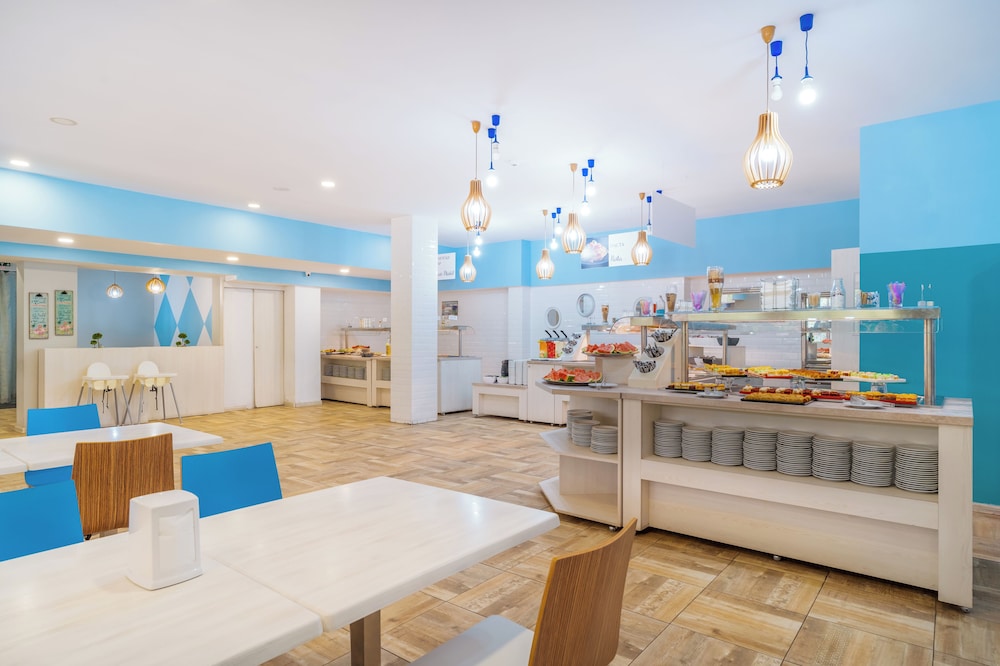 MPM Hotel Orel — Restaurant & bars in Sunny Beach, Burgas Region