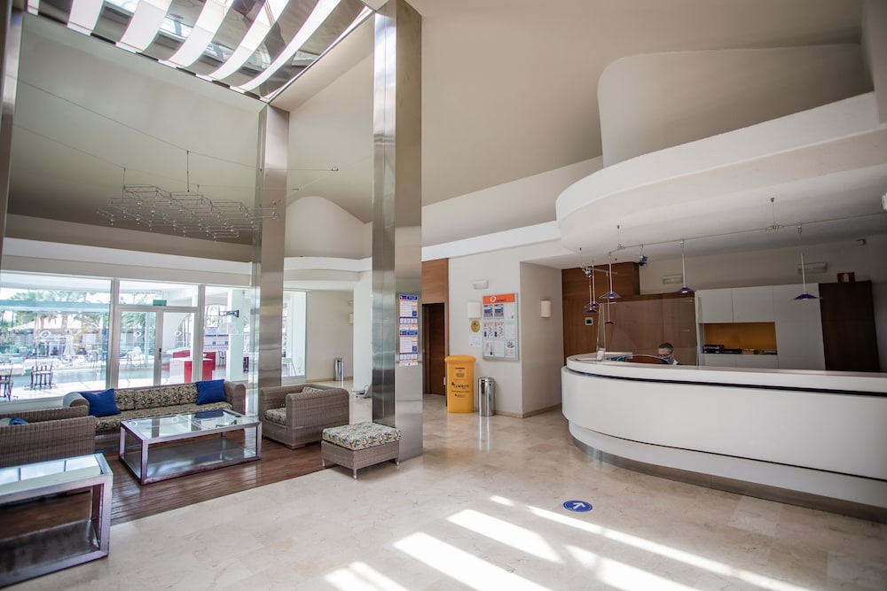Caybeach Princess — Hotel building in Maspalomas, Canary Islands