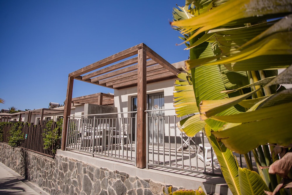 Caybeach Princess — Hotel building in Maspalomas, Canary Islands
