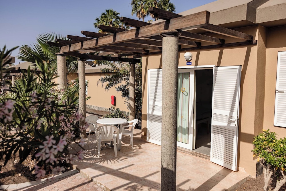 Caybeach Princess — Hotel building in Maspalomas, Canary Islands