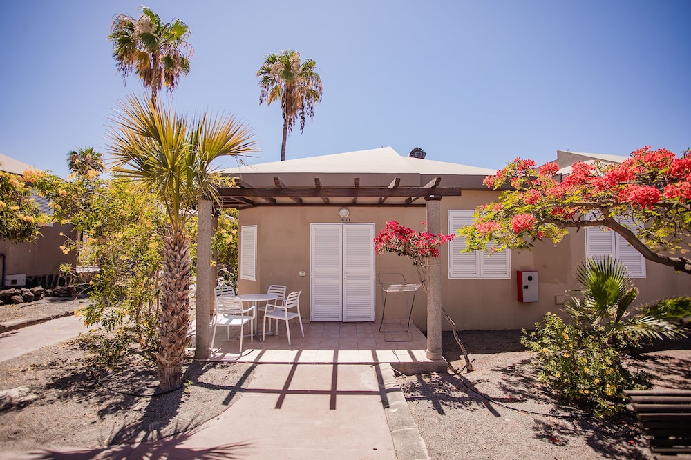 Caybeach Princess — Hotel building in Maspalomas, Canary Islands