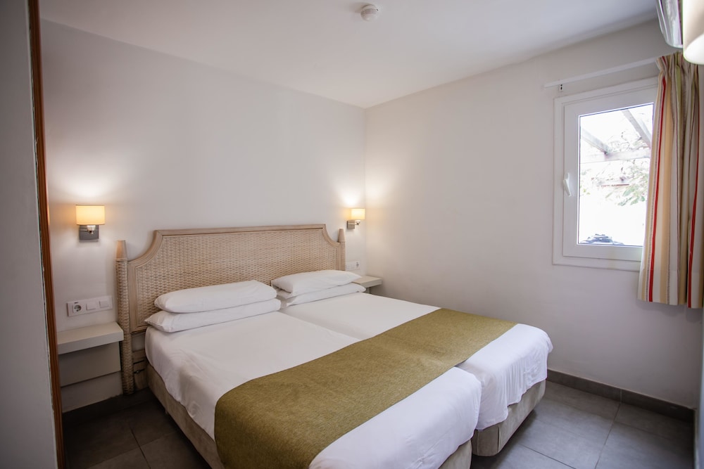 Caybeach Princess — Hotel rooms in Maspalomas, Canary Islands