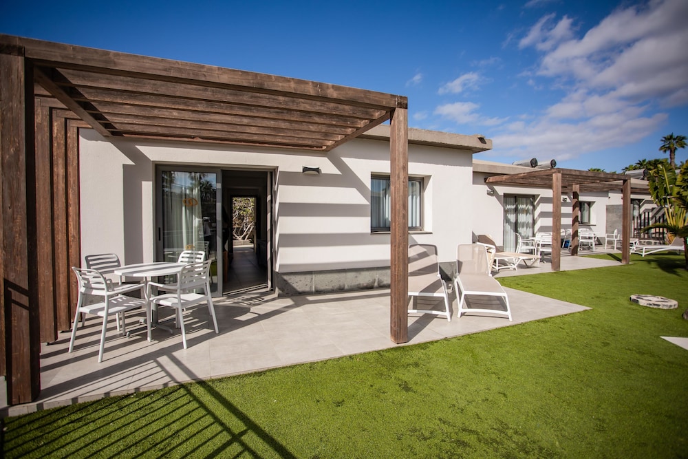 Caybeach Princess — Hotel building in Maspalomas, Canary Islands