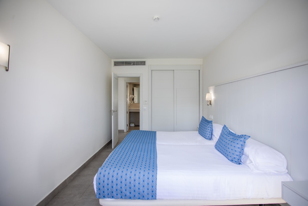 Caybeach Princess — Hotel rooms in Maspalomas, Canary Islands