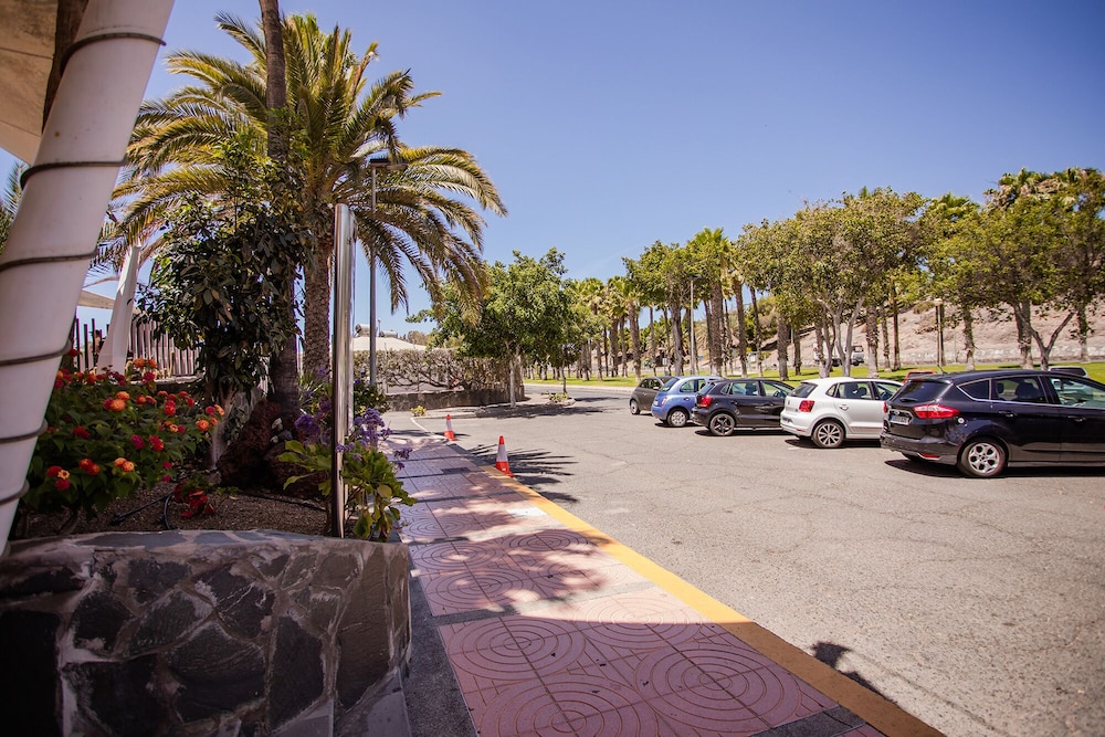 Caybeach Princess — Attractions in the area in Maspalomas, Canary Islands