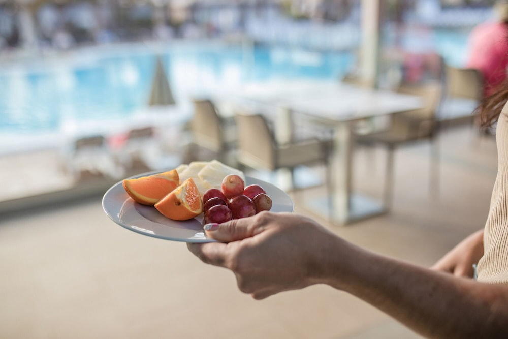 Caybeach Princess — Restaurant & bars in Maspalomas, Canary Islands