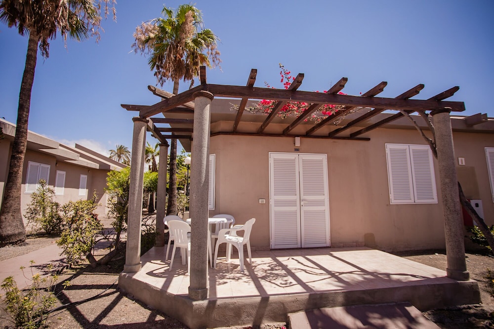 Caybeach Princess — Hotel building in Maspalomas, Canary Islands