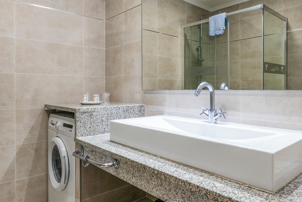Apartamentos Cel Blau — Hotel rooms in Santa Eulalia, Balearic Islands