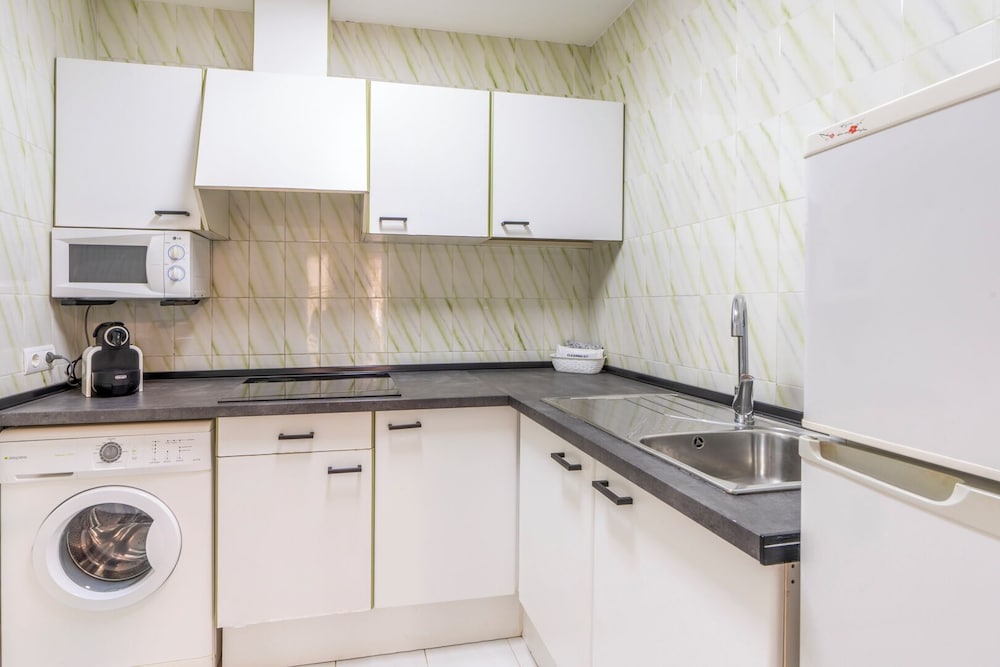 Apartamentos Cel Blau — Hotel rooms in Santa Eulalia, Balearic Islands