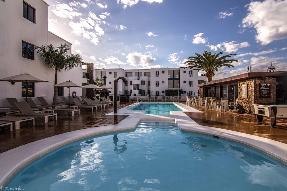 Club Atlantico — Swimming pool in Puerto del Carmen, Canary Islands