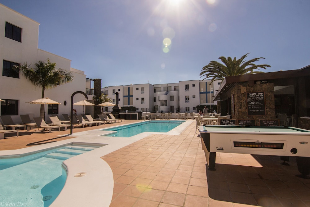 Club Atlantico — Swimming pool in Puerto del Carmen, Canary Islands