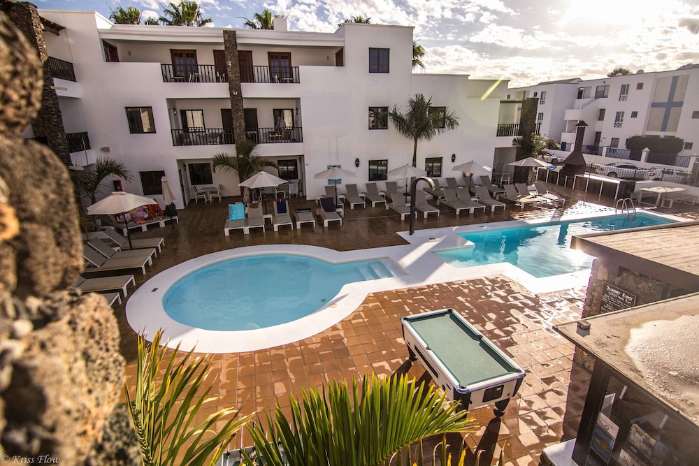 Club Atlantico — Swimming pool in Puerto del Carmen, Canary Islands