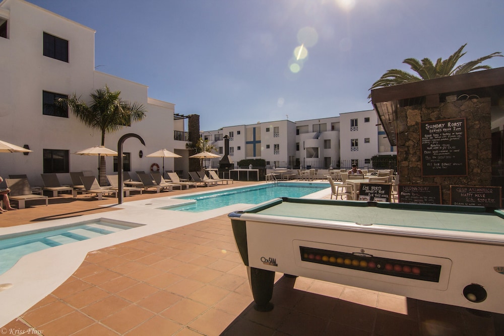 Club Atlantico — Swimming pool in Puerto del Carmen, Canary Islands