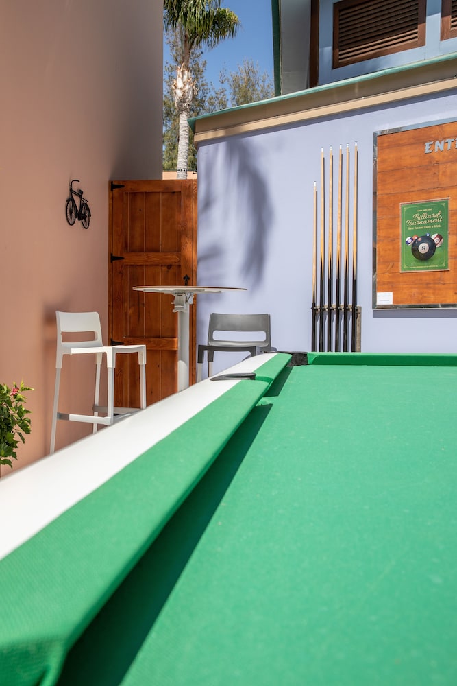 Club Vista Serena — Sports & recreation in Maspalomas, Canary Islands