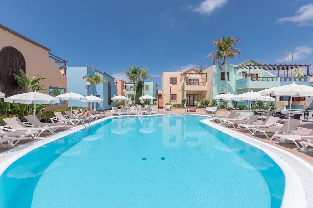 Club Vista Serena image