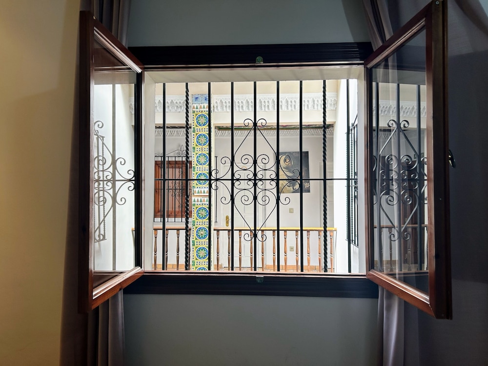 Hotel Convento La Gloria — Hotel building in Seville, Andalusia