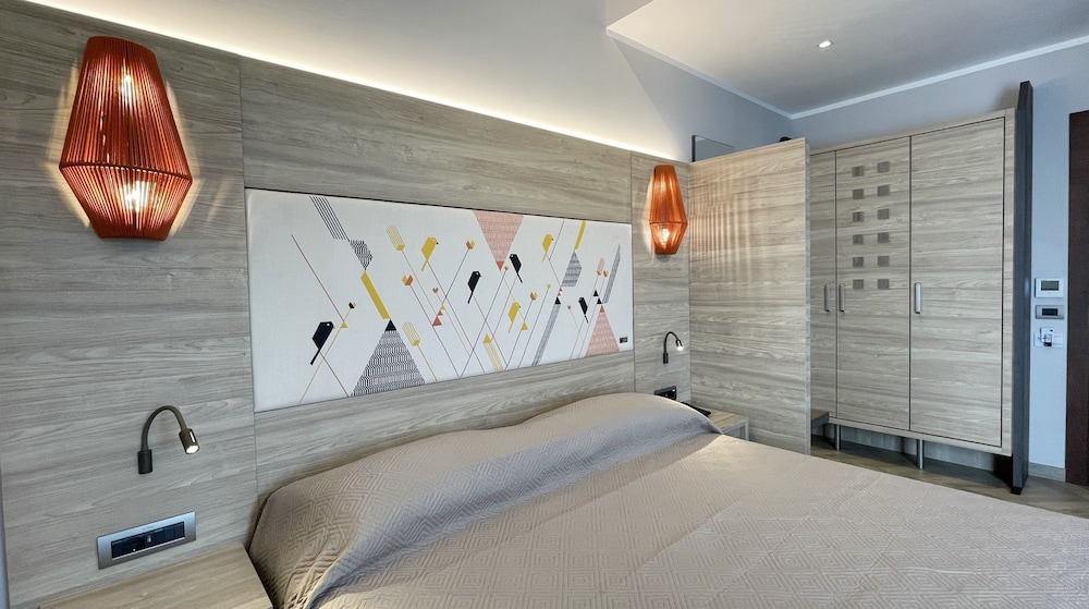 Lu' Hotel Carbonia — Hotel rooms in Carbonia, Sardinia