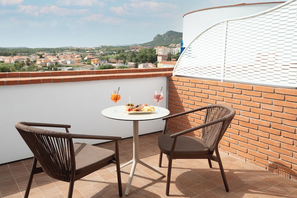 Lu' Hotel Carbonia — Restaurant & bars in Carbonia, Sardinia
