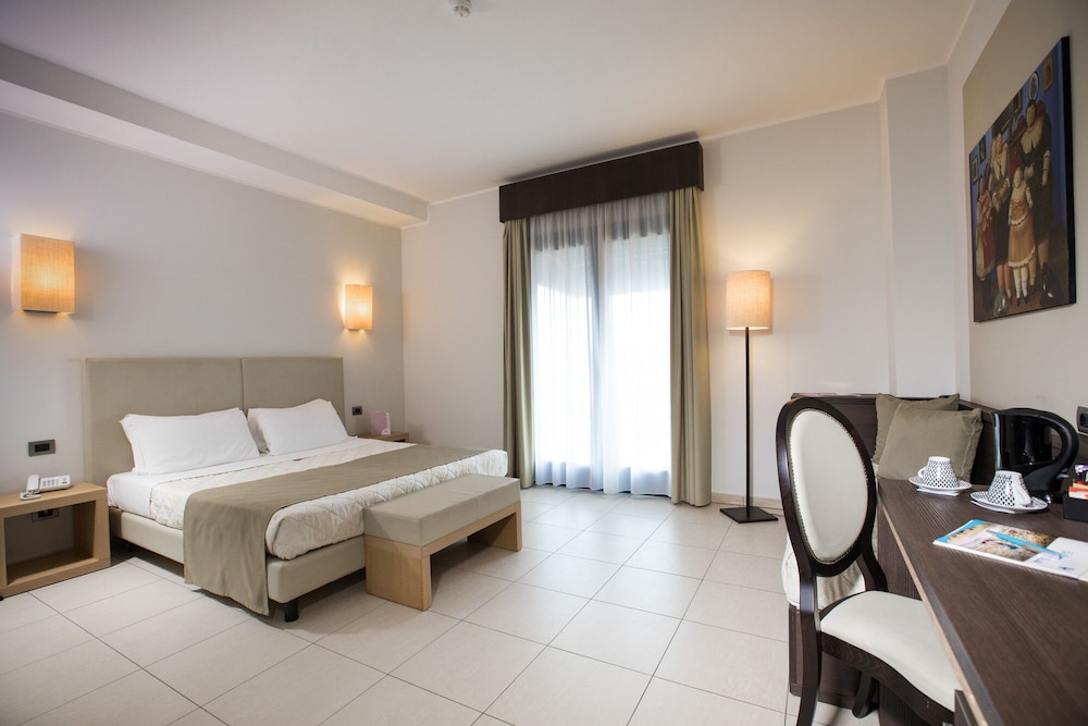 Lu' Hotel Carbonia — Hotel rooms in Carbonia, Sardinia